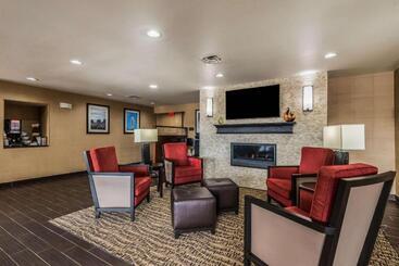 هتل Comfort Inn & Suites Dayton North