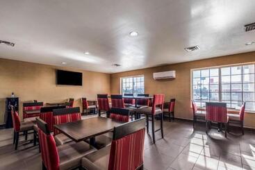 هتل Comfort Inn & Suites Dayton North
