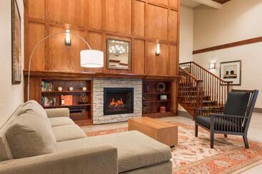 هتل Country Inn & Suites By Radisson, Council Bluffs, Ia