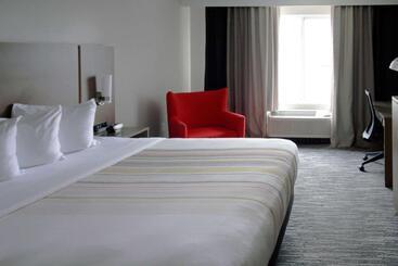 هتل Country Inn & Suites By Radisson, Council Bluffs, Ia