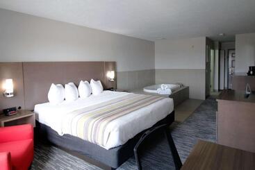 هتل Country Inn & Suites By Radisson, Council Bluffs, Ia