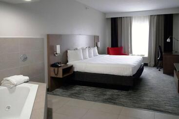 هتل Country Inn & Suites By Radisson, Council Bluffs, Ia