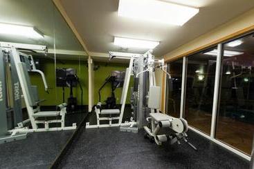 هتل Country Inn & Suites By Radisson, Milwaukee Airport, Wi