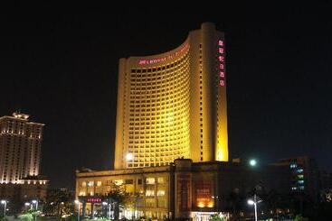 هتل Crowne Plaza Zhanjiang, An Ihg