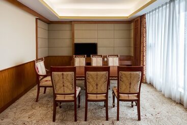 هتل Crowne Plaza Zhanjiang, An Ihg