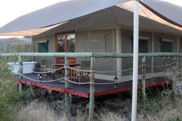 هتل Eagle Tented Lodge & Spa Etosha