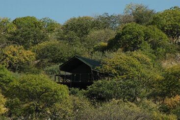 هتل Eagle Tented Lodge & Spa Etosha