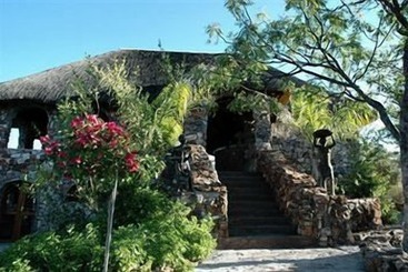 هتل Eagle Tented Lodge & Spa Etosha