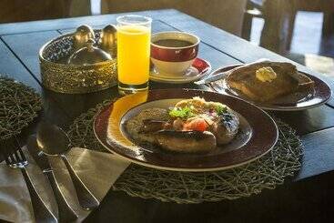هتل Eagle Tented Lodge & Spa Etosha