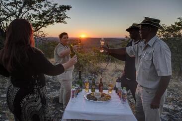 هتل Eagle Tented Lodge & Spa Etosha