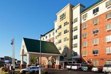 هتل Four Points By Sheraton Louisville Airport