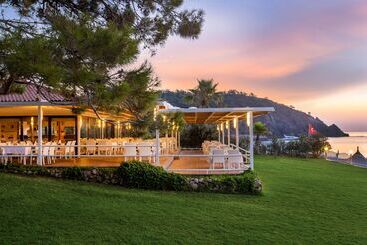 هتل Fun & Sun Family Club Saphire