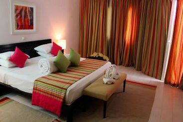 ホテル Golden Tulip Taj Sultan Resort