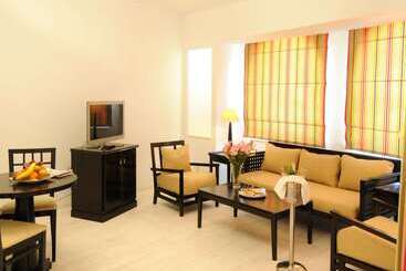 ホテル Golden Tulip Taj Sultan Resort