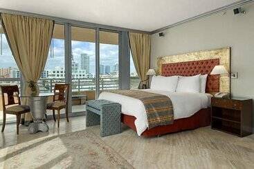 هتل Hilton Bentley Miami/south Beach