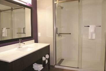 هتل La Quinta By Wyndham Pharr North Mcallen