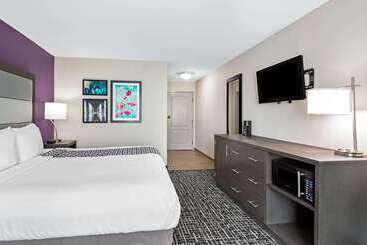 هتل La Quinta By Wyndham Pharr North Mcallen