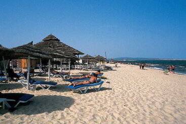 هتل Medina Belisaire And Thalasso