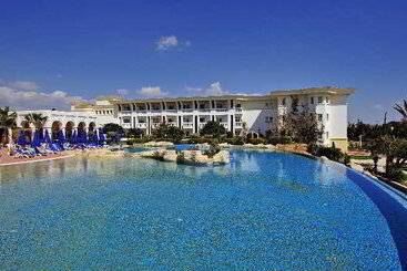 هتل Medina Belisaire And Thalasso