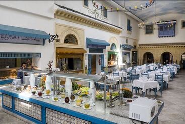هتل Medina Belisaire And Thalasso