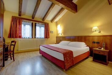 Ih Hotels Courmayeur Mont Blanc - Courmayeur