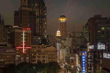 Radisson Blu Hotel Shanghai New World