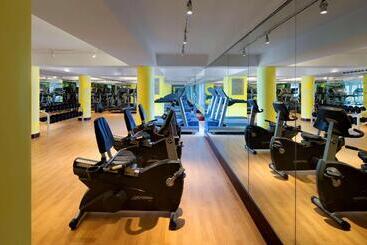 Radisson Blu Hotel Shanghai New World