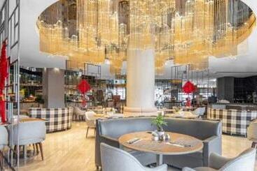 هتل Ramada Plaza Shanghai Pudong Airport   A Journey Starts At The Pvg Airport
