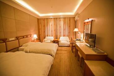 هتل Yangshuo New Century