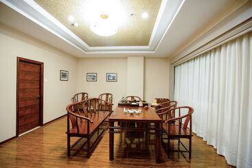 Отель Yantai Golden Gulf
