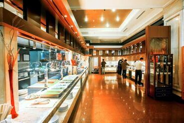 Отель Yantai Golden Gulf