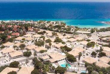 Papagayo Beach Resort