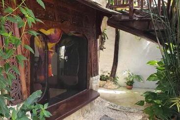 هتل La Quinta Orquídea