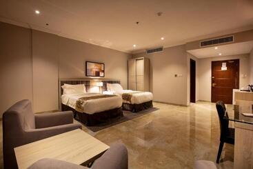 Somedays Hotel Suites