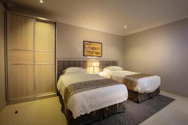 Somedays Hotel Suites