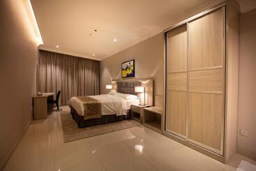 Somedays Hotel Suites