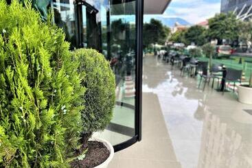 Vh Eurostar Tirana Hotel Congress & Tirana Spa