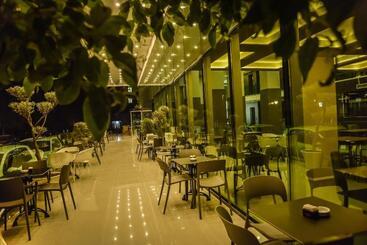 Vh Eurostar Tirana Hotel Congress & Tirana Spa