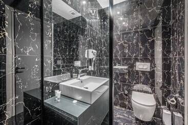 Vh Eurostar Tirana Hotel Congress & Tirana Spa