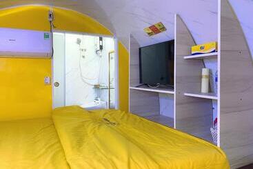 هتل کپسول Nhà Nghỉ K House