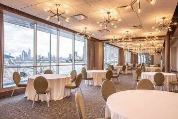 هتل Sable At Navy Pier Chicago, Curio Collection By Hilton