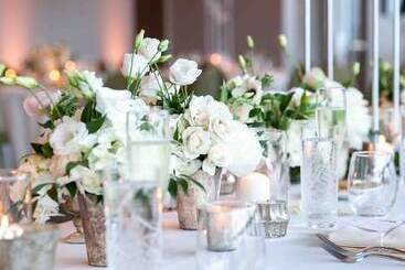 هتل Sable At Navy Pier Chicago, Curio Collection By Hilton