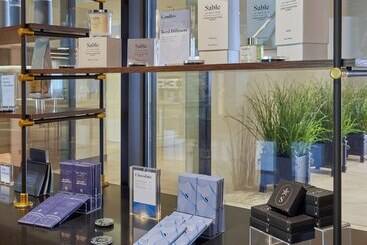 هتل Sable At Navy Pier Chicago, Curio Collection By Hilton