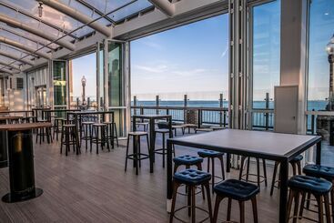 هتل Sable At Navy Pier Chicago, Curio Collection By Hilton