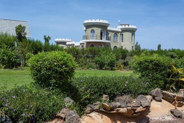 استراحتگاه Comfort Gardens Sweetwaters