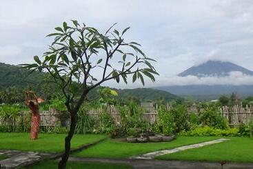 هاستل Agung Inn Amed