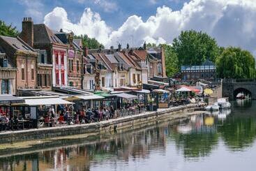 Auberge De Jeunesse Hi Amiens - Amiens
