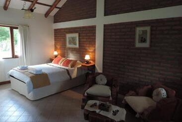 فندق صغير Hosteria El Hoyo