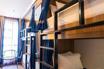 هاستل Unwnd Boutique Hotel Makati