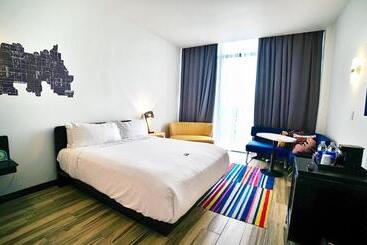 Aloft Ponce Hotel & Casino